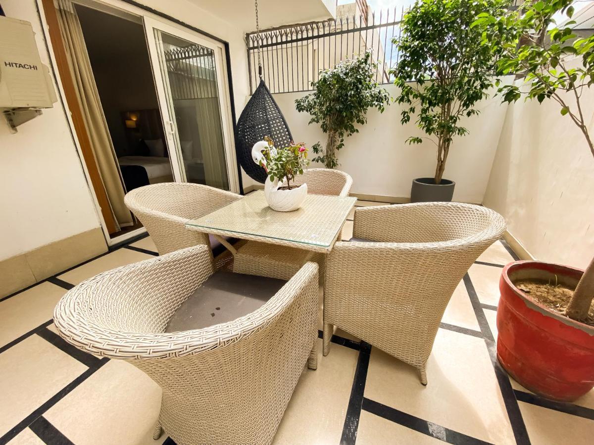 Sky Suites غورغاون المظهر الخارجي الصورة