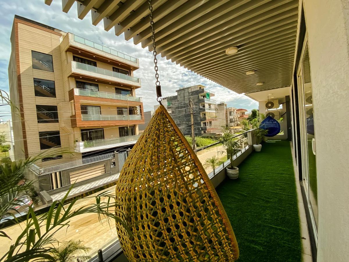 Sky Suites غورغاون المظهر الخارجي الصورة