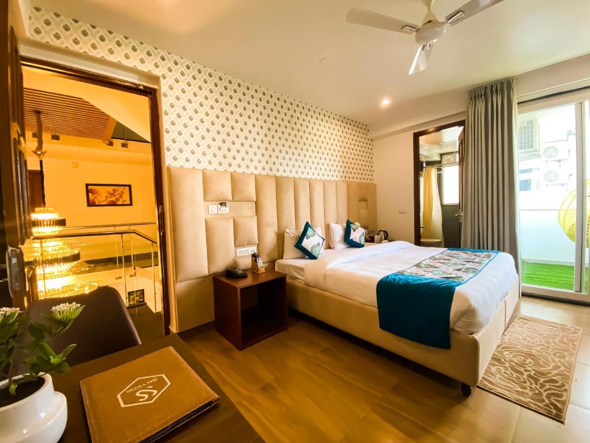Sky Suites غورغاون المظهر الخارجي الصورة